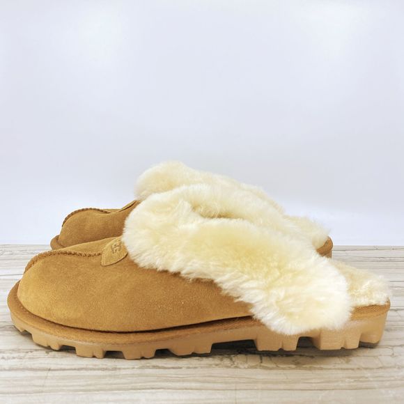 UGG Shoes - UGG COQUETTE